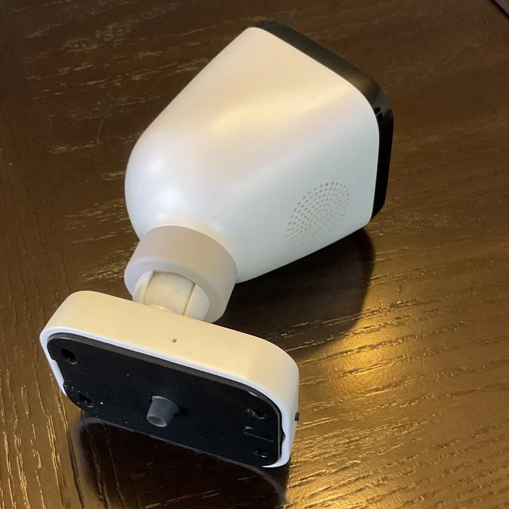 Vivint Outside camara Gen 1
